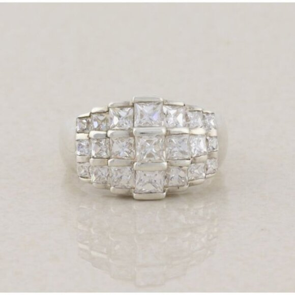 Sterling Silver Sparkly Bold Cubic Zirconia Ring Dome Ring Sparkly Size 7 1/4 - Picture 1 of 7